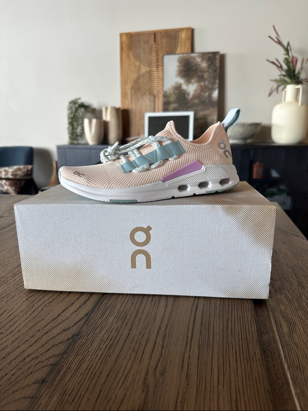 On clouds womens